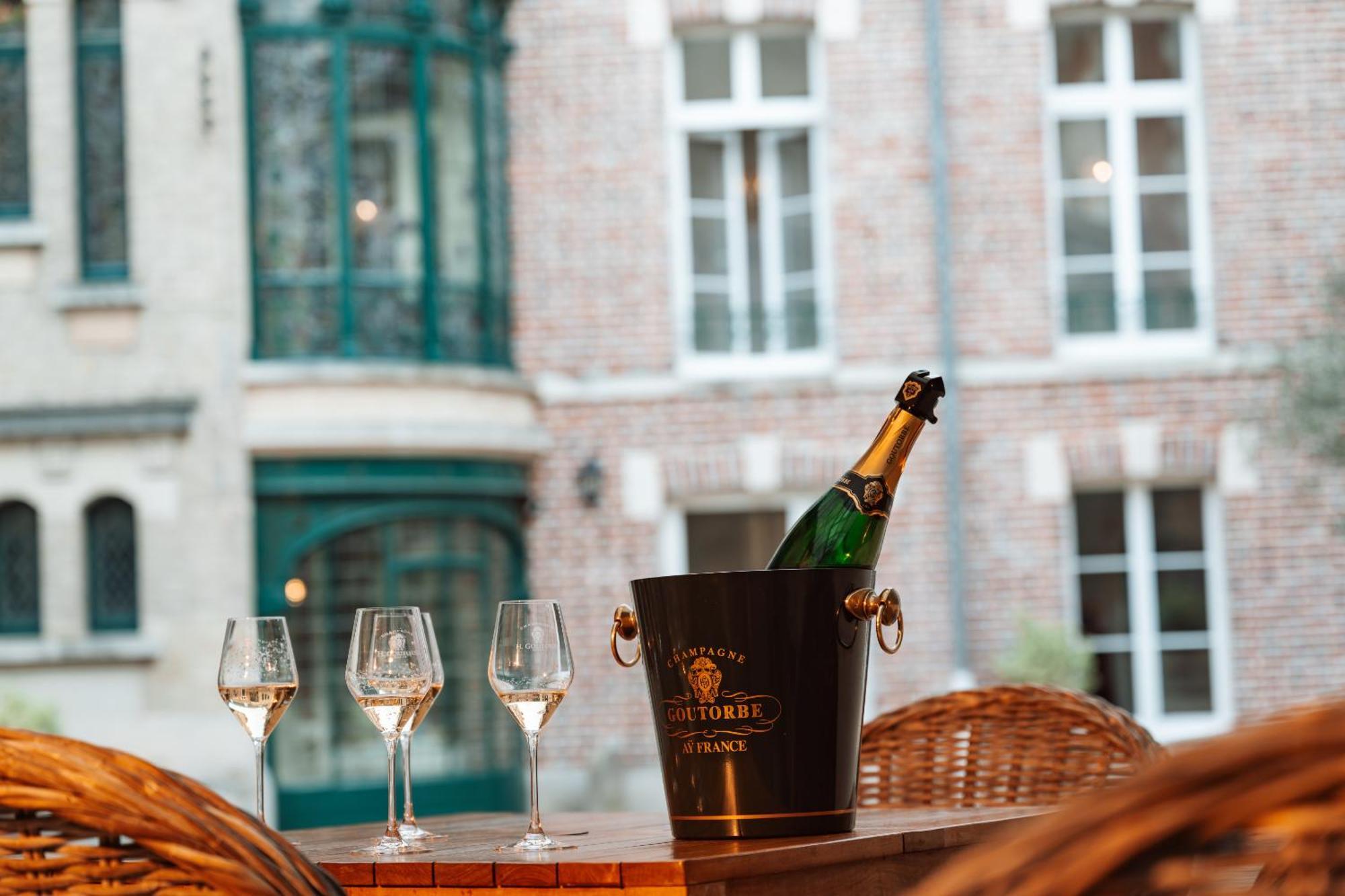 Hotel Castel Jeanson Ay-Champagne Ngoại thất bức ảnh