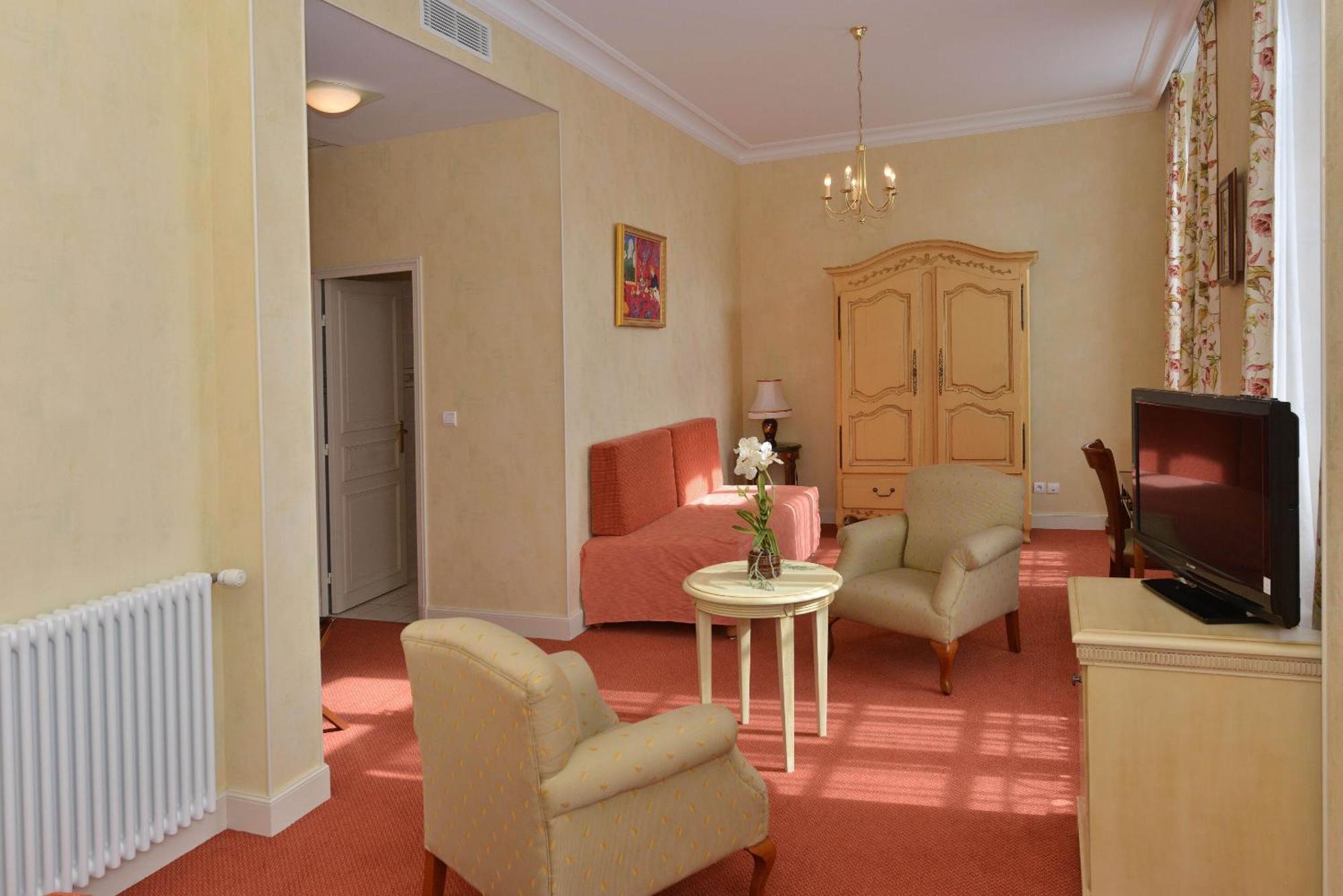 Hotel Castel Jeanson Ay-Champagne Phòng bức ảnh